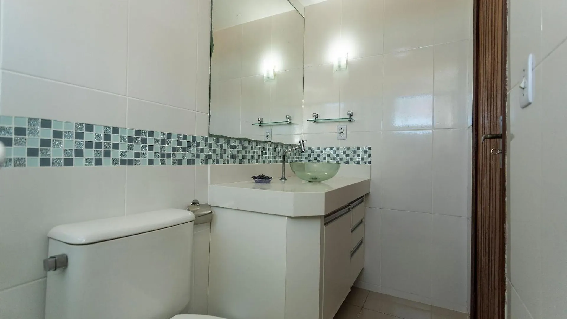 Casa Com 3Qtos E Churrasqueira Em Buzios | Cbr 20 Brazil