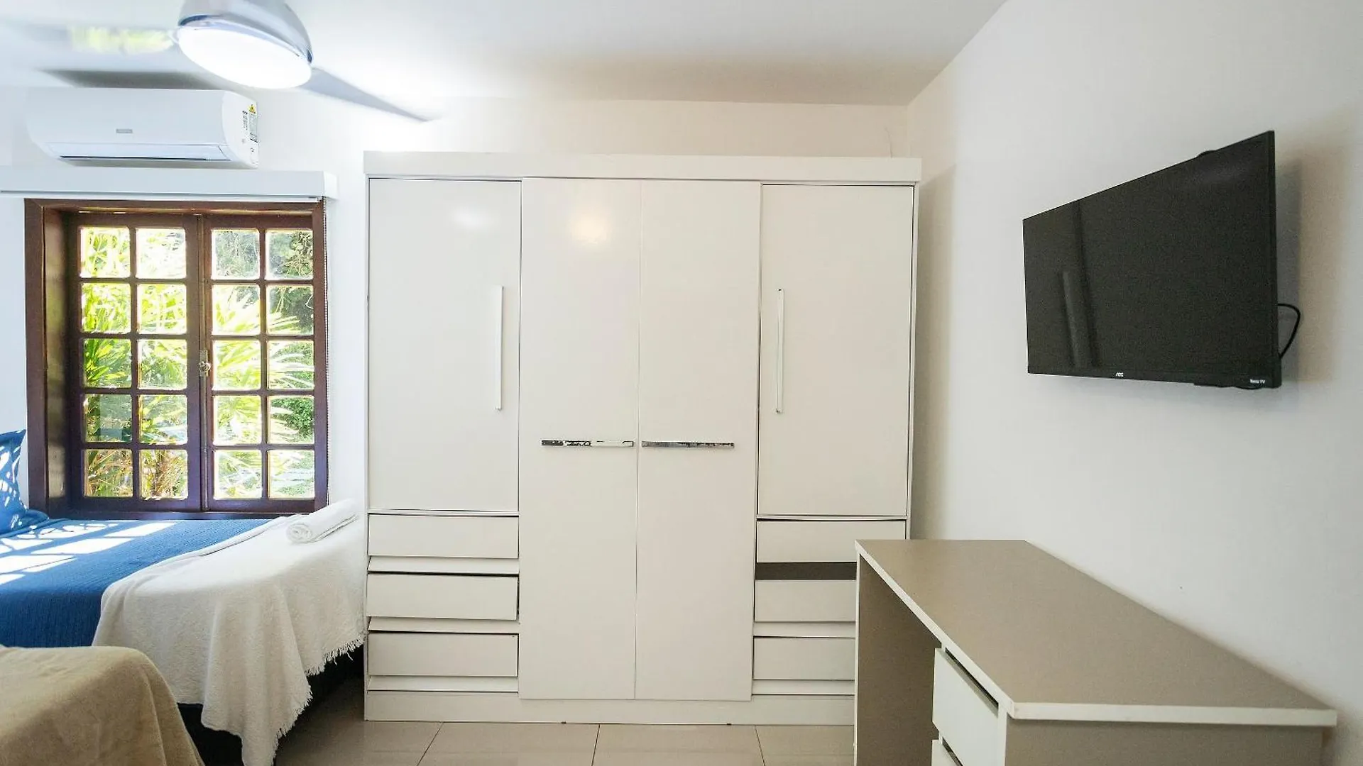 Casa Com 3Qtos E Churrasqueira Em Buzios | Cbr 20 Brazil